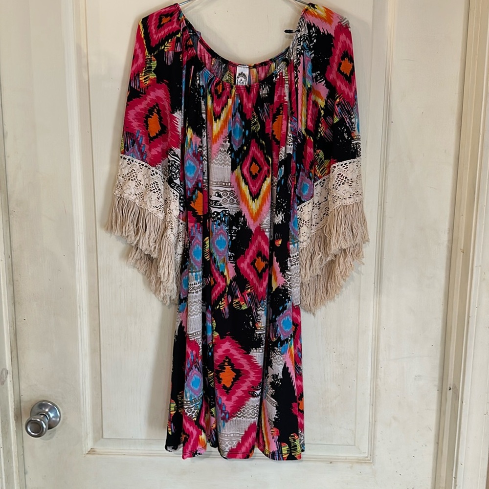 2B Together Boutique bohemian style dress, multi color w/fringe sleeves, large